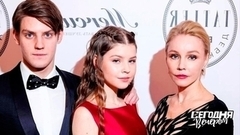 Знаменитые мамы и их дочери. Сегодня вечером. Анонс