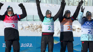 Российская мужская сборная по биатлону выиграла бронзу в эстафете на Олимпиаде в Пекине