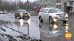 Весна пришла – «поплыл» асфальт: бережем ноги и автомобиль. Добро утро. Фрагмент