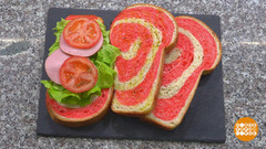 Печем двухцветный хлеб. Доброе утро. Фрагмент 