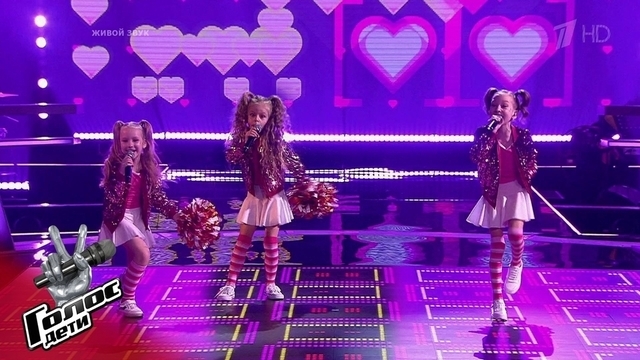 Анастасия Чумакова, Адель Старостина и Анна Сухая. «Mickey»