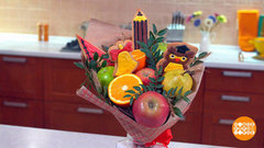 Букет из фруктов и пряников к  последему звонку. Доброе утро. Фрагмент