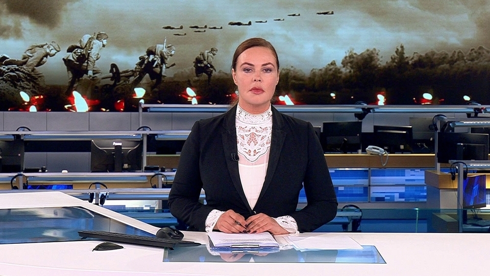 где в россии сейчас 22 00