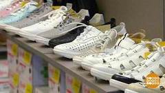 Сезонная обувь: а что с гарантией? Доброе утро. Фрагмент