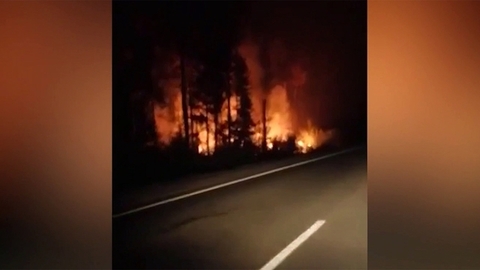 Полторы тысячи спасателей, несколько десятков самолетов тушат пожары в Ханты-Мансийском округе
