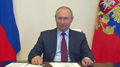 Владимир Путин по видеосвязи дал старт движению по новому мосту через Шексну в Череповце