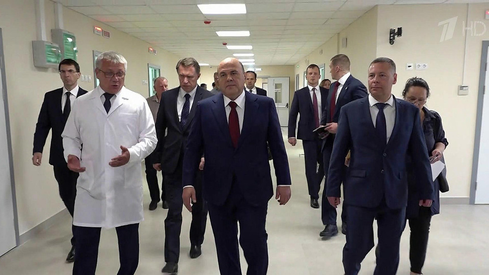 Михаил Мишустин в ходе рабочей поездки в Ярославль посетил Клиническую больницу скорой помощи