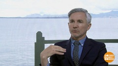 Создатель фильмов «Мулен Руж» и «Великий Гэтсби» говорит по-русски. Доброе утро. Фрагмент