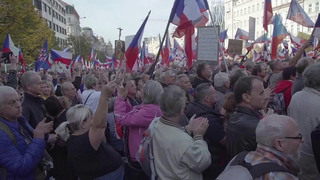 Массовые протесты прошли в Европе