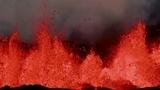На Гавайях синхронно извергаются два вулкана