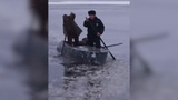 В Томской области спасли рыбака, который выпал из резиновой лодки