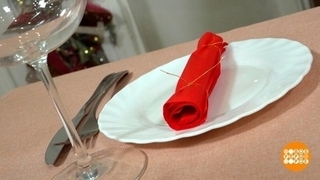 Сервируем праздничный стол. Доброе утро. Фрагмент