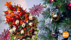 Съедобная елка из канапе. Доброе утро. Фрагмент