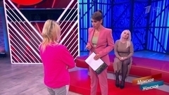 «Если еще раз тронешь ее пальцем!» — Юлия Барановская защитила героиню от матери, пришедшей в студию с ремнем. Мужское / Женское. Фрагмент