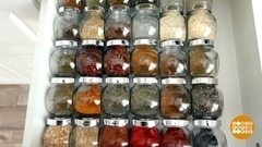 Надежные банки. С крышками. Доброе утро. Фрагмент