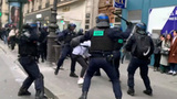 Массовые протесты во Франции вспыхнули с новой силой