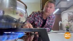 Учим ребенка обращаться с газовой плитой. Доброе утро. Фрагмент 