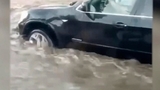 Улицы Воронежа ушли под воду из-за сильного дождя