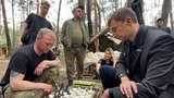 В зону СВО приехал чемпион мира по быстрым шахматам и блицу Сергей Карякин