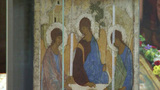 В Храме Христа Спасителя богослужение началось с молитвы у иконы «Троица» Андрея Рублева