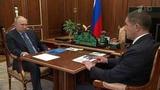О том, как электронные государственные услуги внедряются в новых регионах, говорили Владимир Путин и Михаил Осеевский