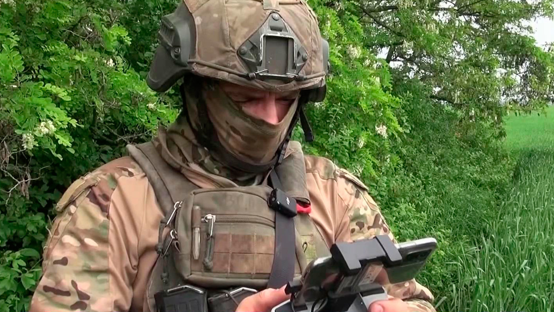 Оператор БПЛА группировки «Центр» уничтожил три артустановки ВСУ