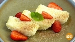 Рисовый пудинг со свежей клубникой. Доброе утро. Фрагмент