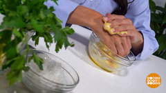 Смягчаем кожу рук: вот такая петрушка...  Доброе утро. Фрагмент 