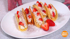 Готовим сэндвич с клубникой. Доброе утро. Фрагмент 