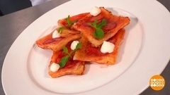 Готовим открытые слойки с клубникой. Доброе утро. Фрагмент