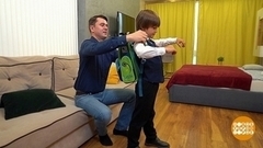 Подбираем школьнику рюкзак и сменную обувь. Доброе утро. Фрагмент 