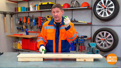 Дмитрий Талабуев забивает гвозди. Доброе утро. Фрагмент