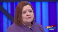 «Он бил годовалого ребенка!» Бывшая теща обвиняет зятя в рукоприкладстве. Мужское / Женское. Фрагмент 