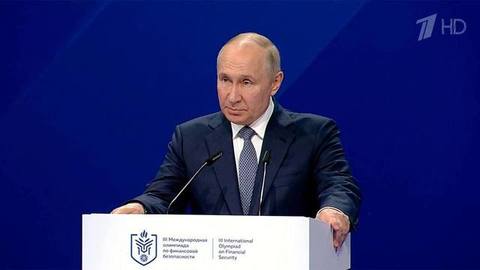 Об избавлении от экономической диктатуры Запада президент говорил в «Разговоре на равных»