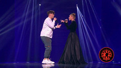 Дмитрий Мустяцэ / Карина Кросс — «Посмотри в глаза». Перепой звезду! Фрагмент