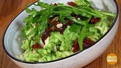 Готовим макароны с зеленой пастой. Доброе утро. Фрагмент 