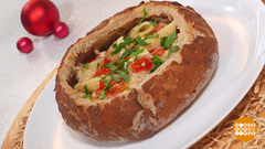 Горячий завтрак в хлебной чаше. Доброе утро. Фрагмент 