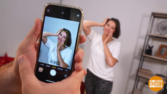 Улыбнитесь, вас снимают! И про руки не забудьте... Доброе утро. Фрагмент 