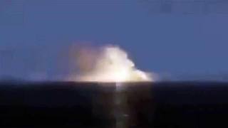 попадание ракеты в американский корабль. корабль который потопили американцы. попадание ракеты в американский корабль. фрегат старк. американский фрегат "старк".