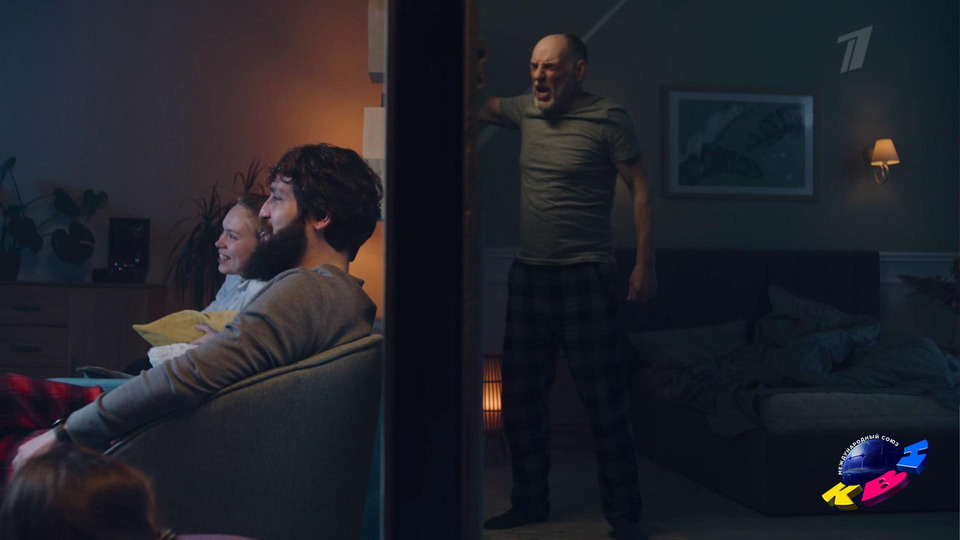 отомстить шумным соседям. приколы про соседей. жалоба на соседей сверху. письмо соседям о шуме. обращение к соседям.