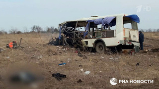 Пять человек погибли, еще трое получили ранения при подрыве автобуса в ЛНР
