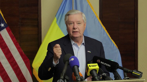 Американский сенатор считает, что граждане Украины вне зависимости от возраста должны быть мобилизованы