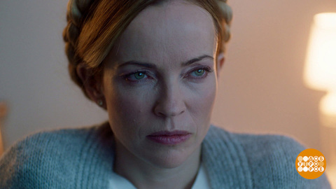 «Переведи ее через Майдан»: досмотреть до конца! Доброе утро. Фрагмент