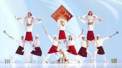 День труда 1 мая. Живые пирамиды. Повара