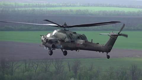 На Донецком направлении вертолеты Ка-52 и Ми-28 наносят удары по объектам ВСУ