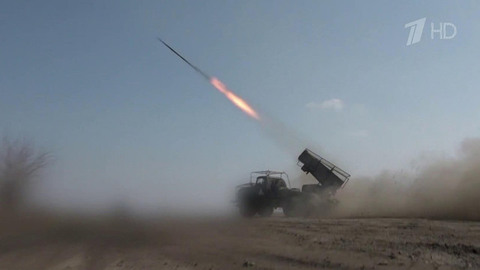 Вооруженные силы России нанесли новые массированные удары по украинским военным объектам