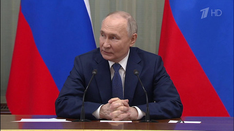 Владимир Путин провел заключительную встречу с действующим составом правительства