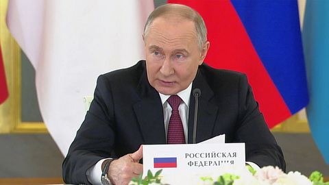Владимир Путин выступил на заседании Высшего Евразийского экономического совета в узком составе
