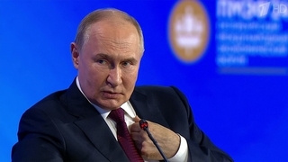 По-прежнему в центре внимания заявления Владимира Путина на пленарном заседании ПМЭФ