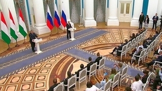 Россия остается открытой для обсуждения урегулирования конфликта на Украине, заявил президент РФ